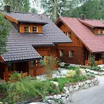Das Dorf In Der Stadt Schladming