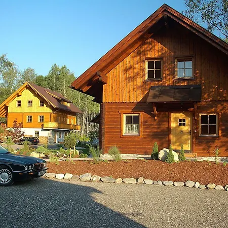 Apartment Dorf In Der Stadt *